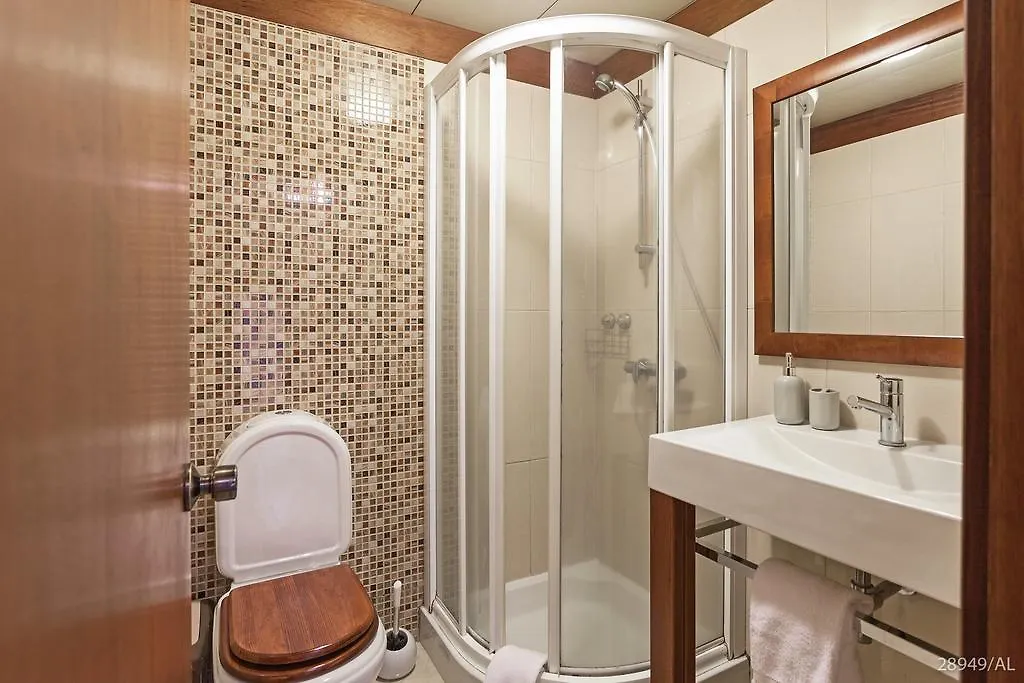 Alto Lido I By Travel To Madeira Hotel Funchal  Portugal